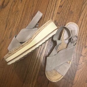 Marc fisher platform sandals